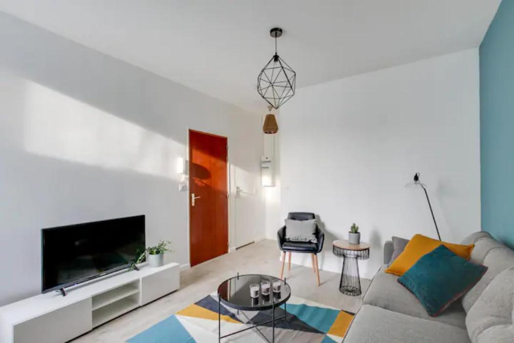 Suite Des Lilas - Terrasse Privee Реймс Экстерьер фото