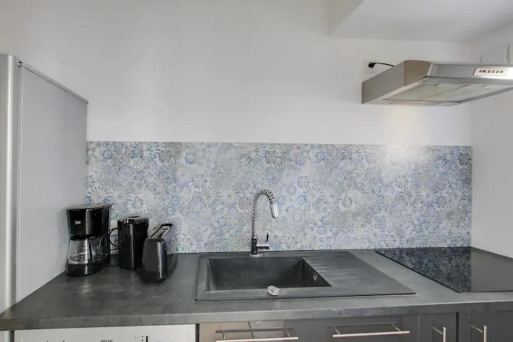 Suite Des Lilas - Terrasse Privee Реймс Экстерьер фото